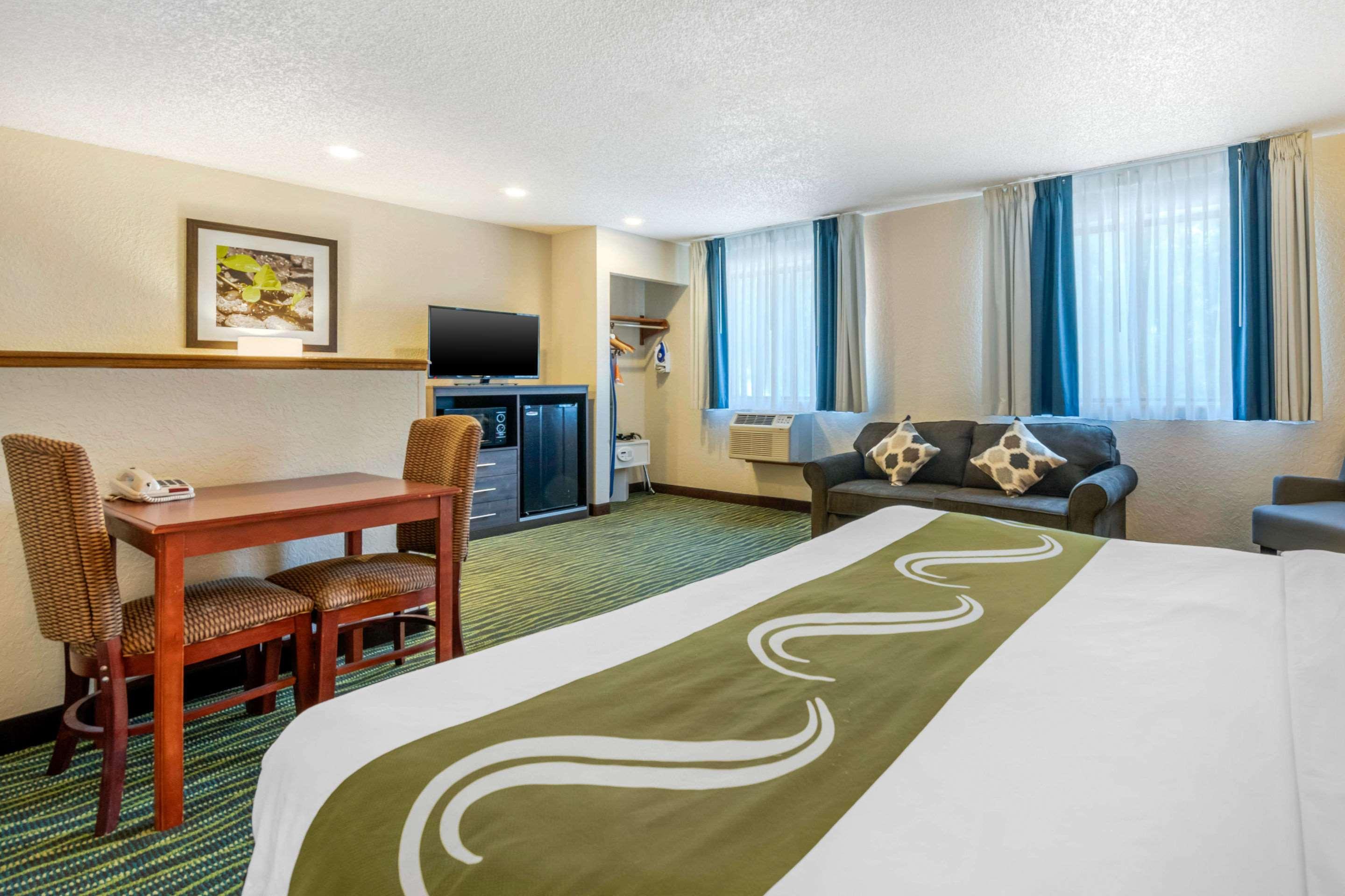 Quality Inn & Suites Leesburg Chain Of Lakes Εξωτερικό φωτογραφία